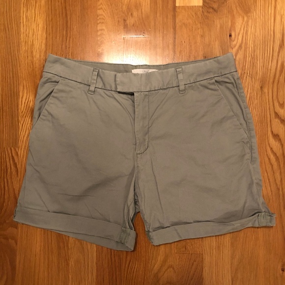 H&M Pants - H&M LOGG Chino/Khaki Light Olive Green Shorts H&M Pants - H&M LOGG Chino/Khaki Light Olive Green Shorts